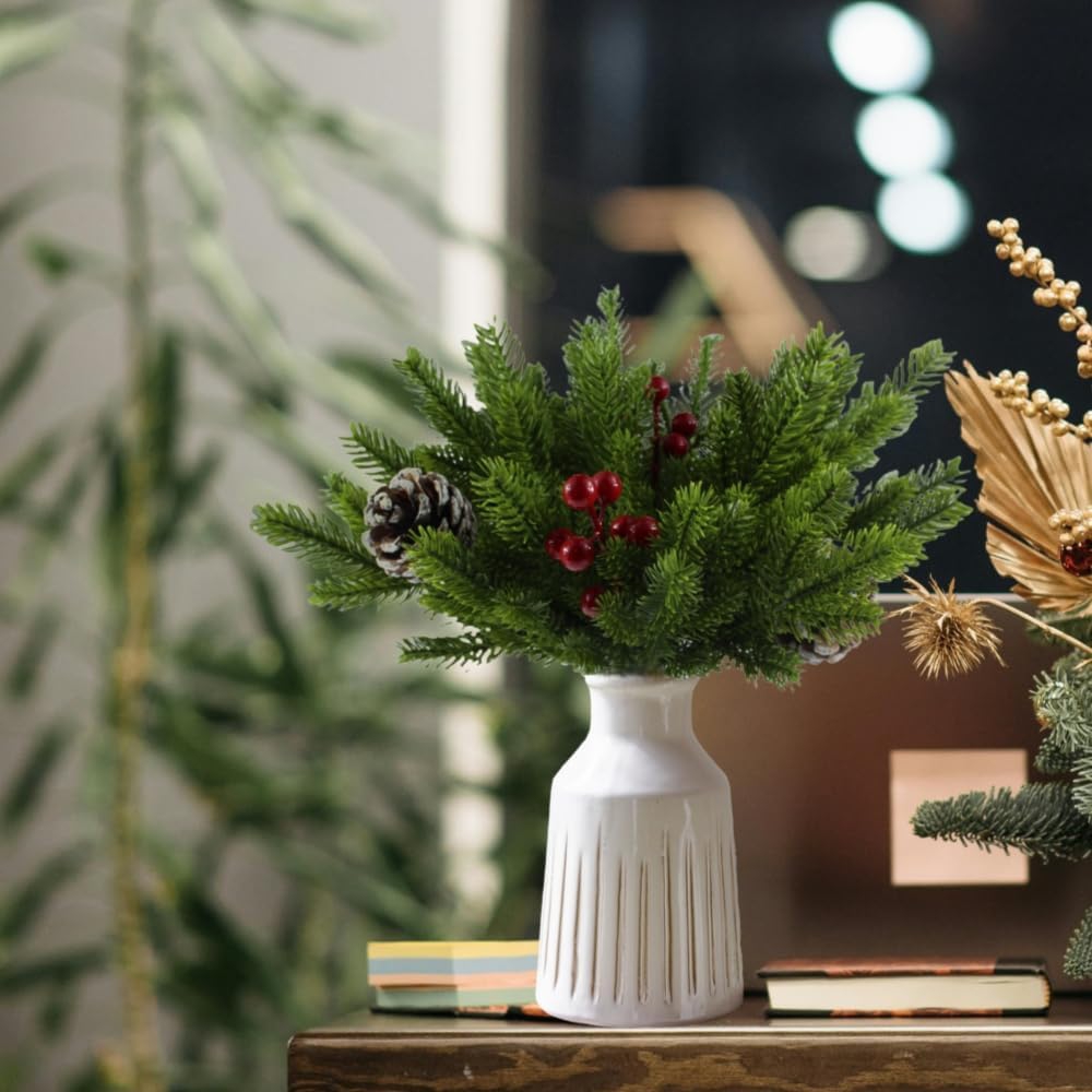 Desk Setup Plants - 20/50 قطعة النباتات الاصطناعية شجرة عيد