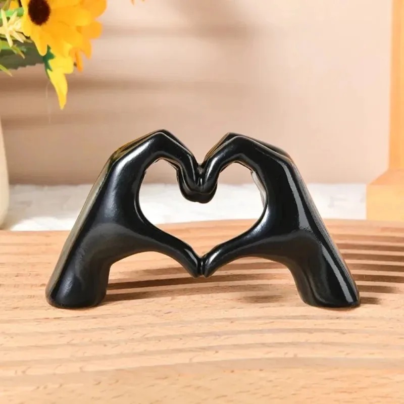 Desk Setup Shelf - تمثال على شكل قلب يدوي، قطعة