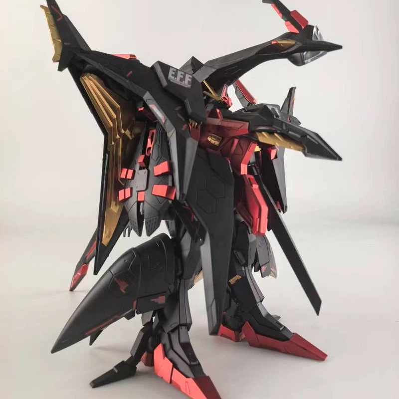نموذج HG 1/144 بينيلوب RX-104F - مراجعة Desk Setup Japan وسعره
